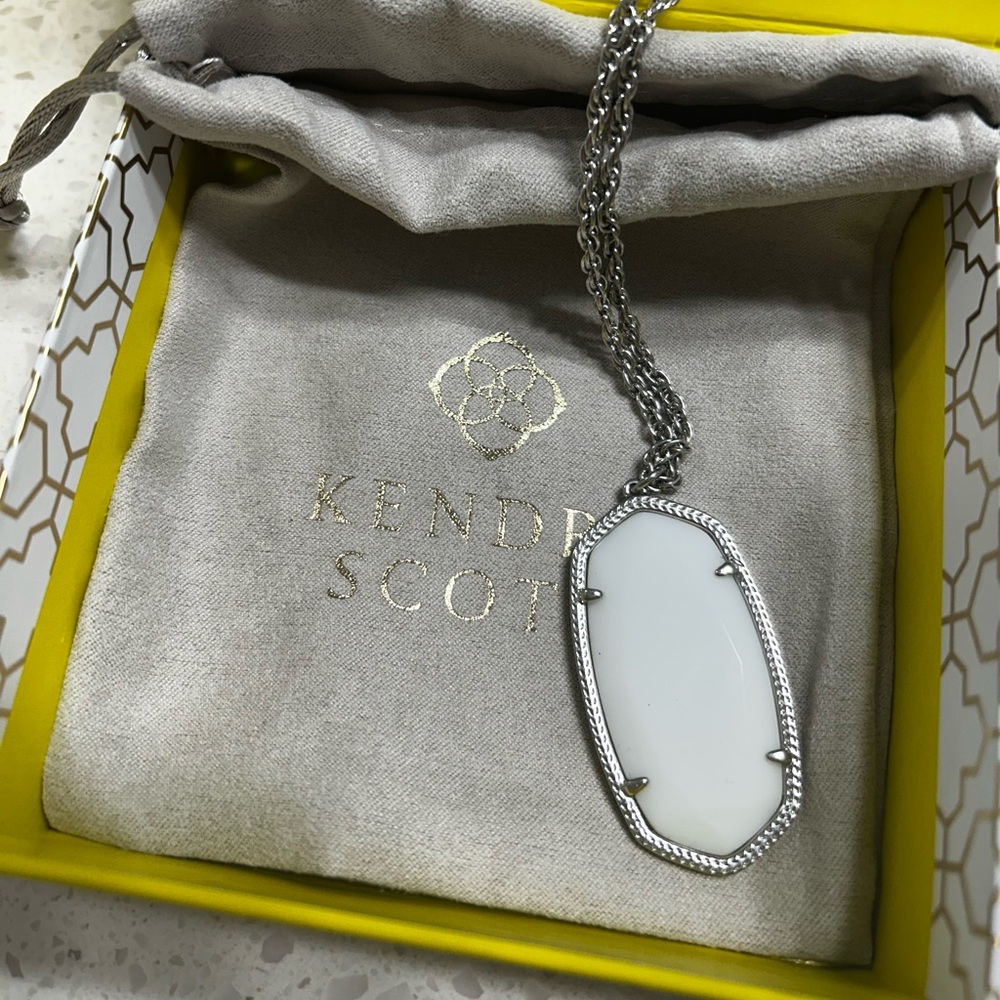 Kendra Scott Silver White Pendant Chain Necklace
